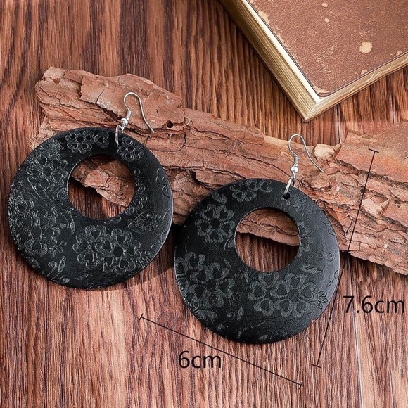 Any 2/$20! Large Black Engraved Balsa Wood Circular Boho Drop Earrings - Picture 5 of 7